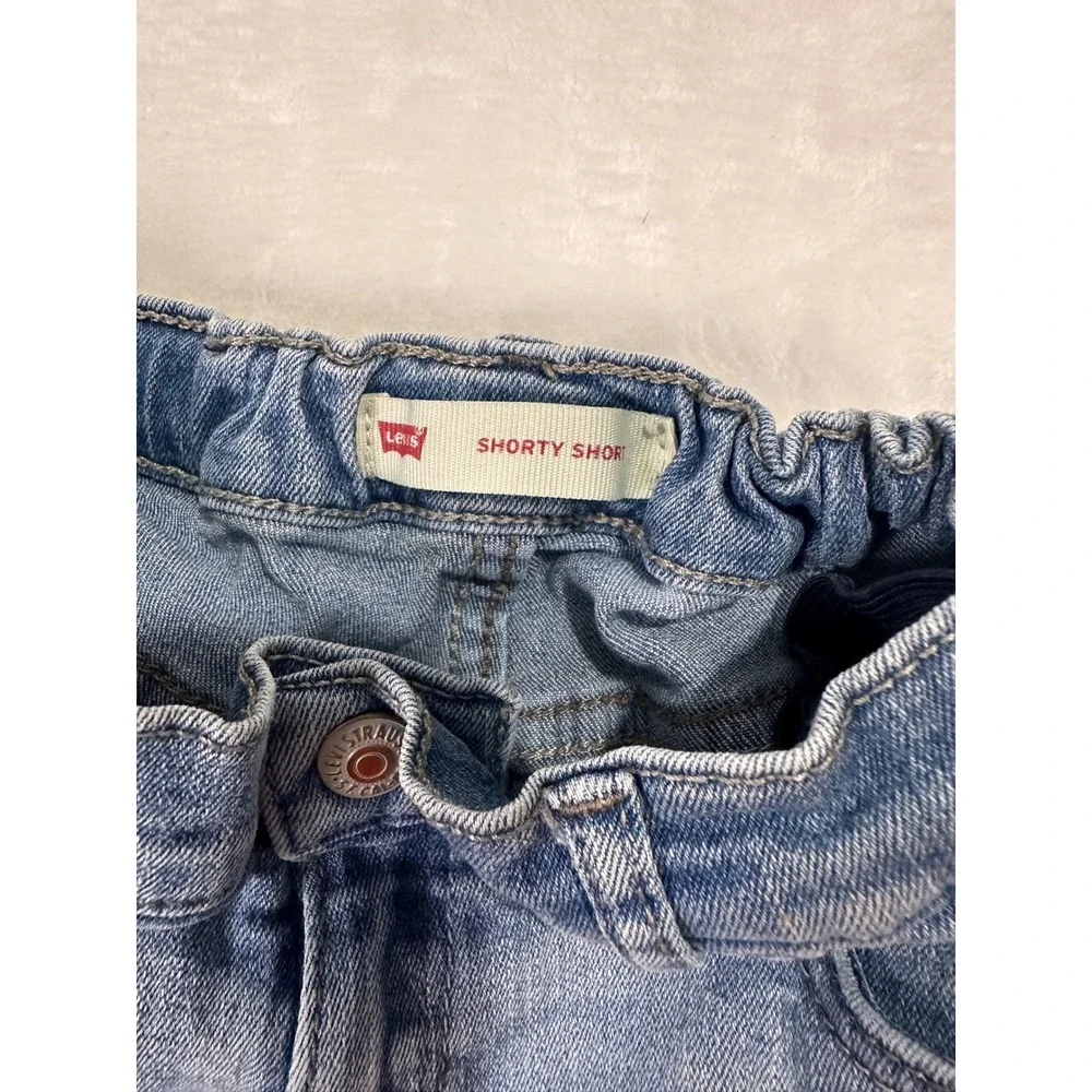 Levis brand levi